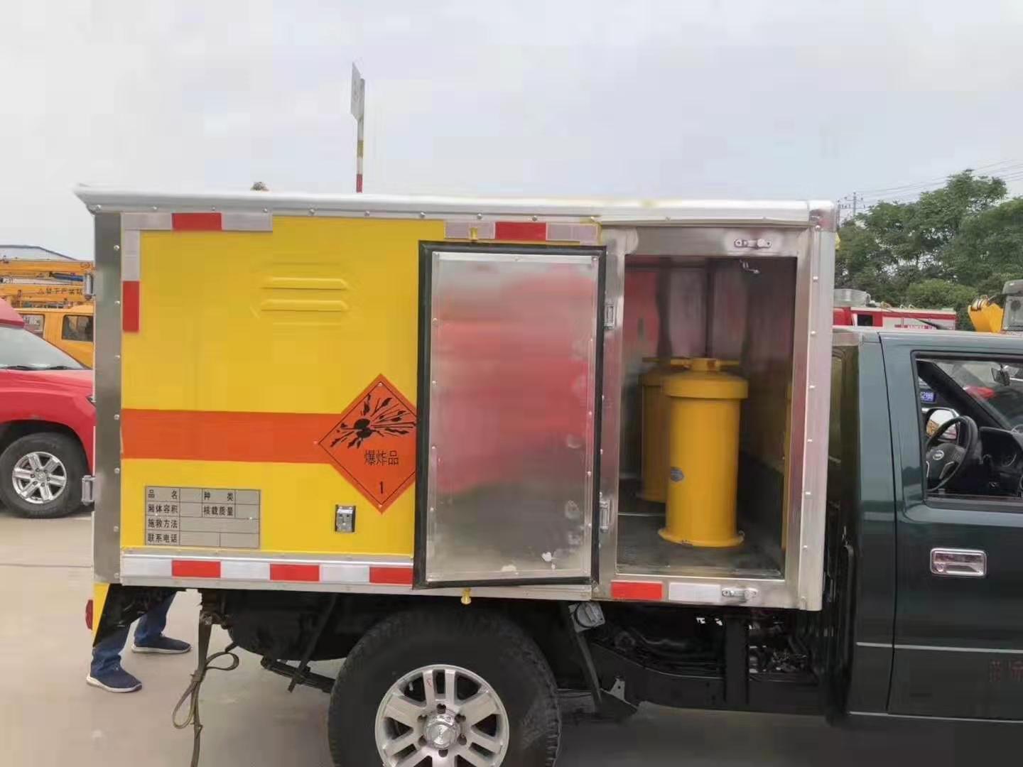 前海街道爆破器材运输车行业深度解析：规格选择与运输效能的更优配置